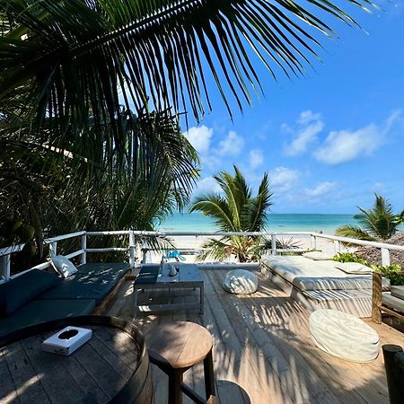 La Base Hotel كيوينجوا المظهر الخارجي الصورة