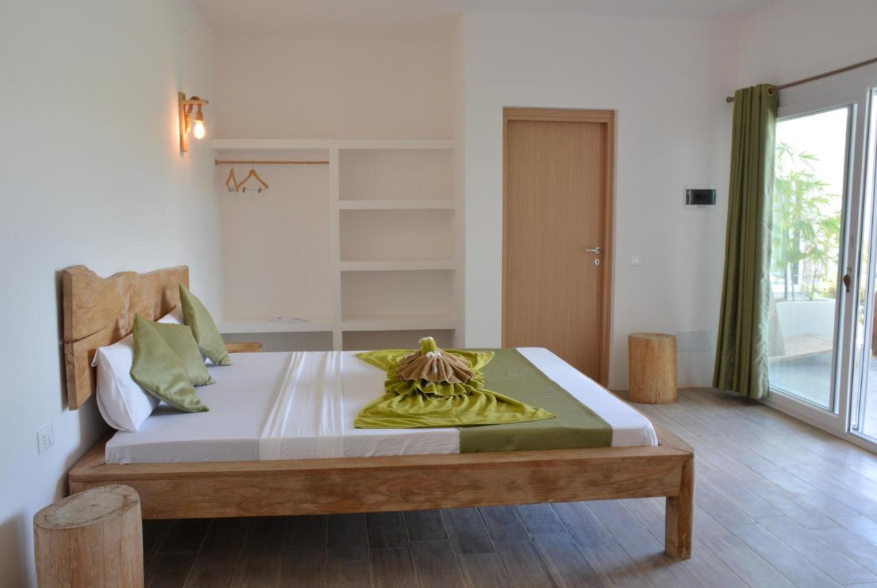 La Base Hotel كيوينجوا المظهر الخارجي الصورة