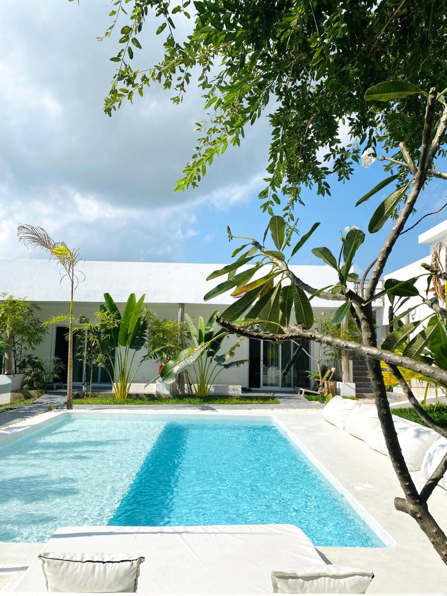 La Base Hotel كيوينجوا المظهر الخارجي الصورة