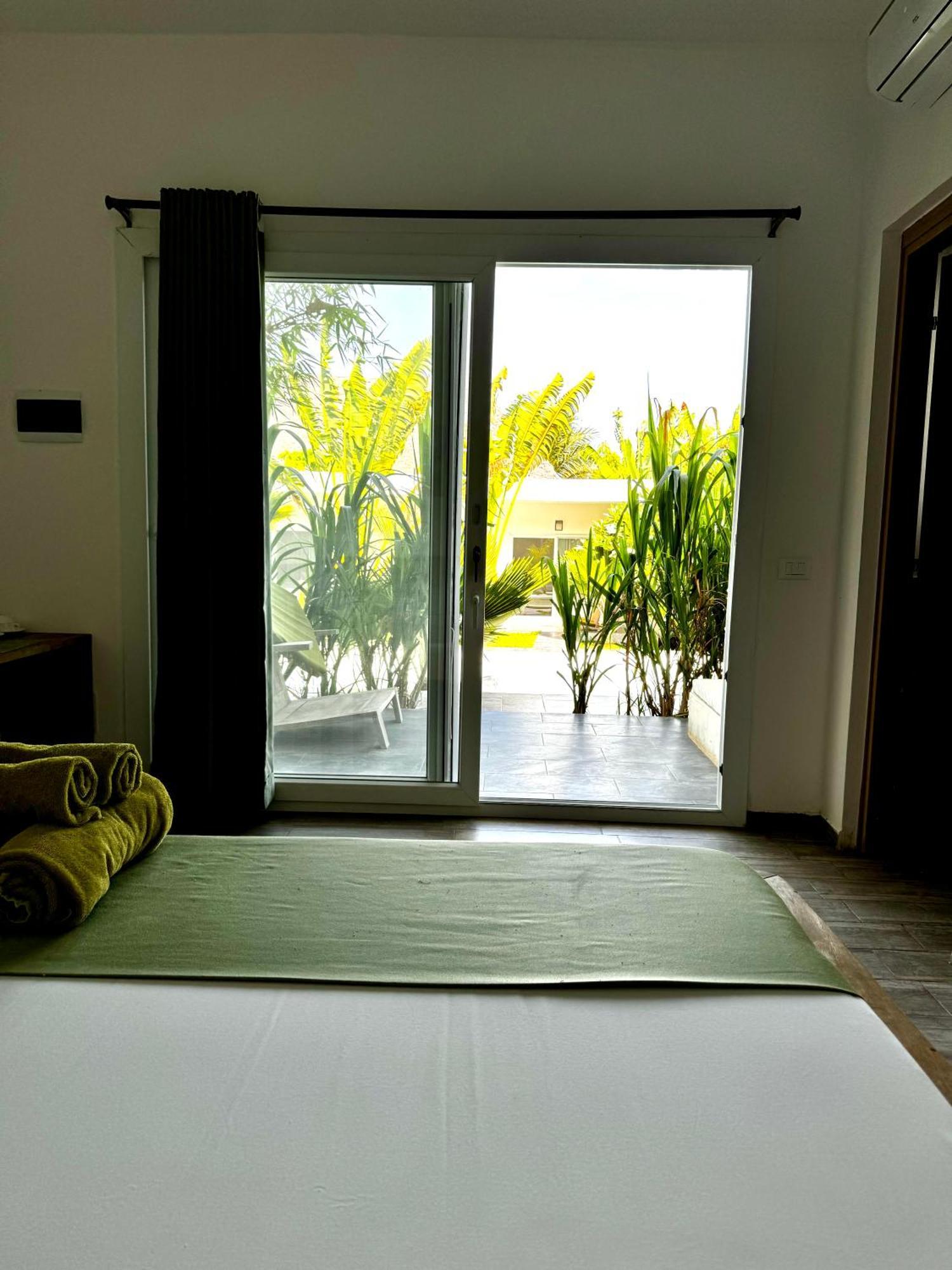 La Base Hotel كيوينجوا المظهر الخارجي الصورة