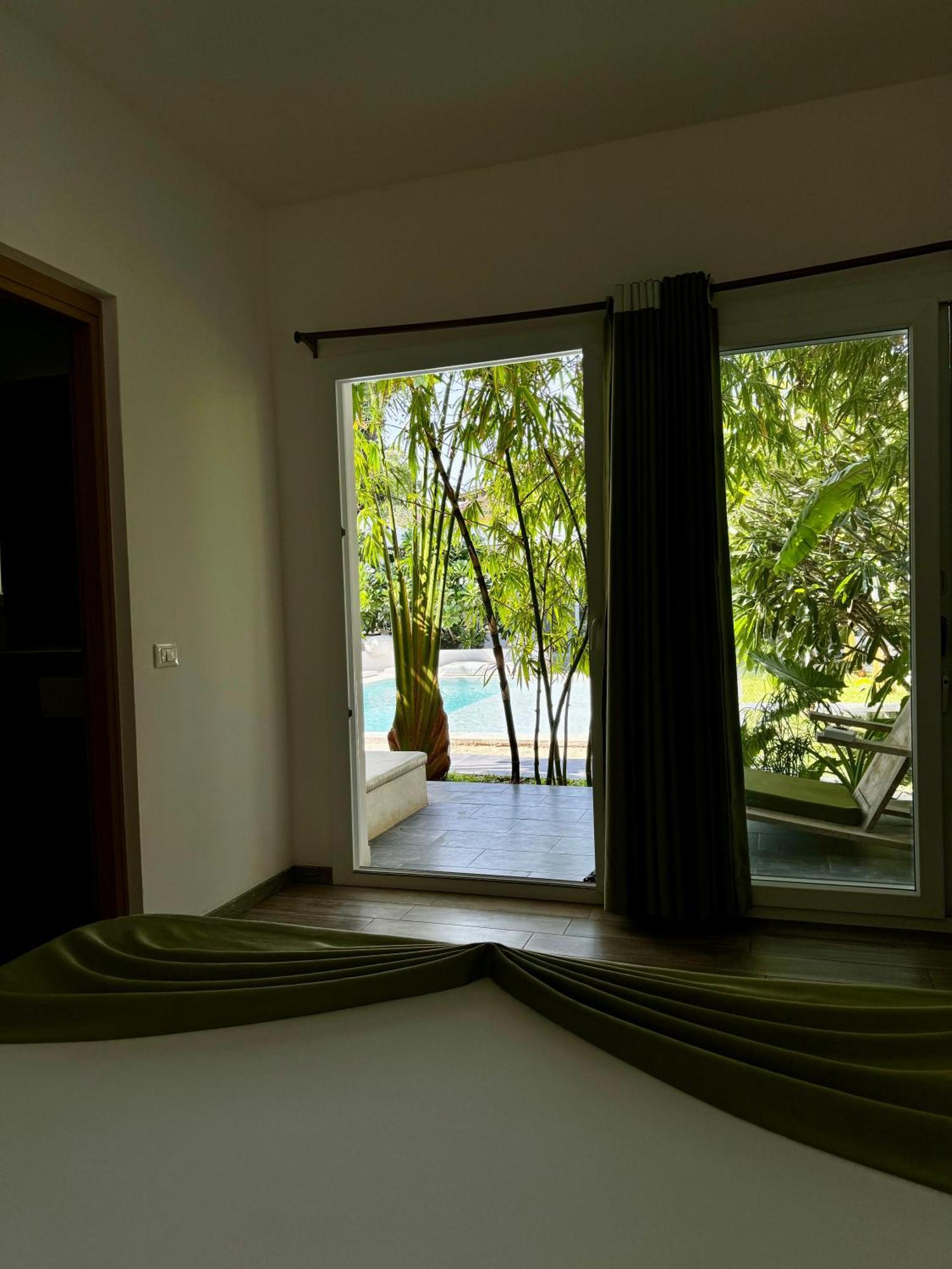 La Base Hotel كيوينجوا المظهر الخارجي الصورة