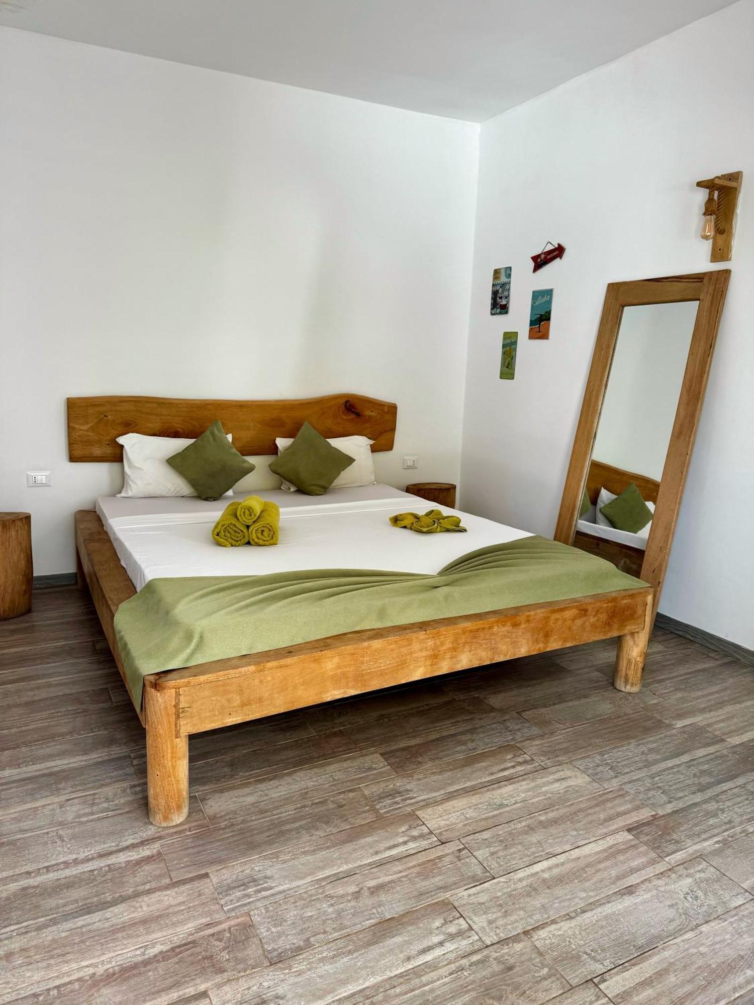 La Base Hotel كيوينجوا المظهر الخارجي الصورة